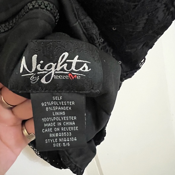 Two Piece Prom/Formal/Ball Dress - Picture 4 of 7